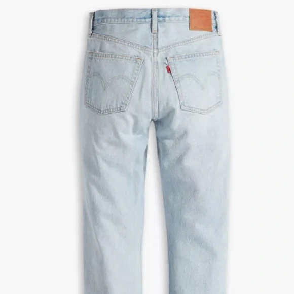 Classic NWT Levi’s 501s in “bling blau.” Light wash highrise, rhinestones, studs - Picture 2 of 5